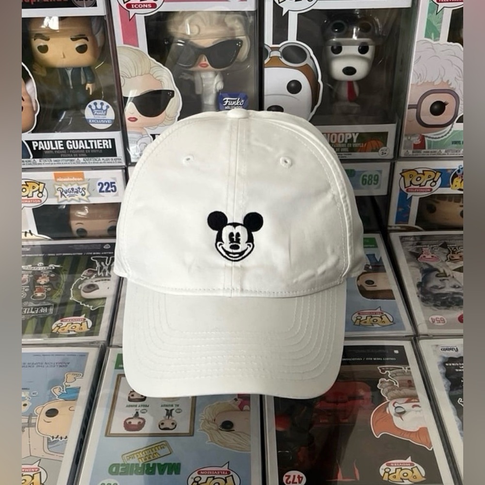 Disney Parks Nike Mickey Baseball Hat Adult